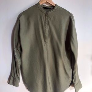 SOFT Banana Republic blouse